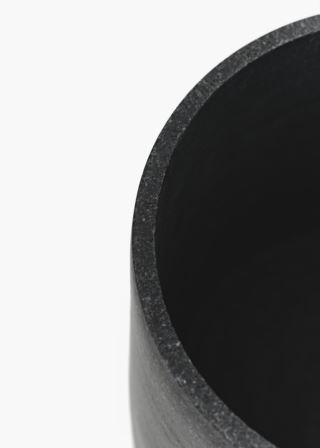 Shape – flared smooth form