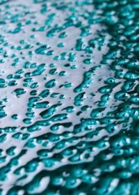 Come scegliere il materiale giusto per il tuo spazio esterno