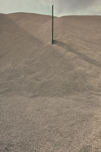 Sostenibilità e stile: la pietra lavica nel design 2025