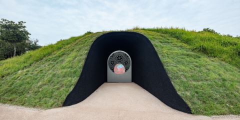 Olafur Eliasson - 숨결의 지구 (Breathing Earth Sphere)