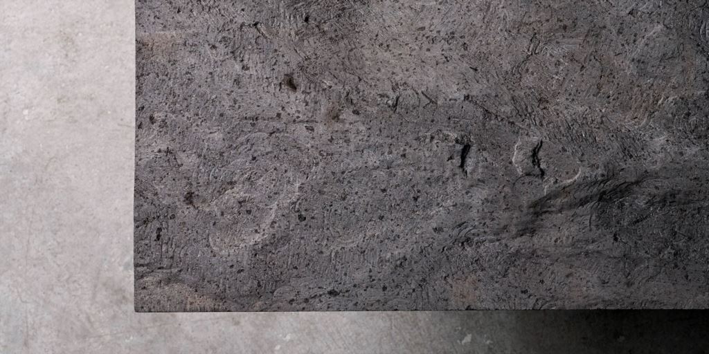 Texture Ran Ri Rock Crosta: Rough & Textured Lava Stone Surfaces
