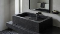 L'eau contenue dans une pièce unique