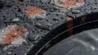 Ce que l'eau demande vraiment à une surface